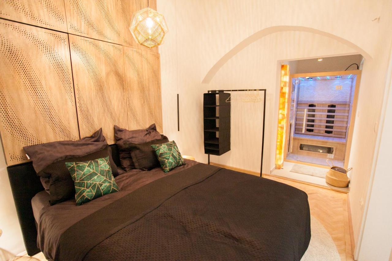 Real Delux Apartment Next To Gozsdu & Synagogue Будапеща Екстериор снимка