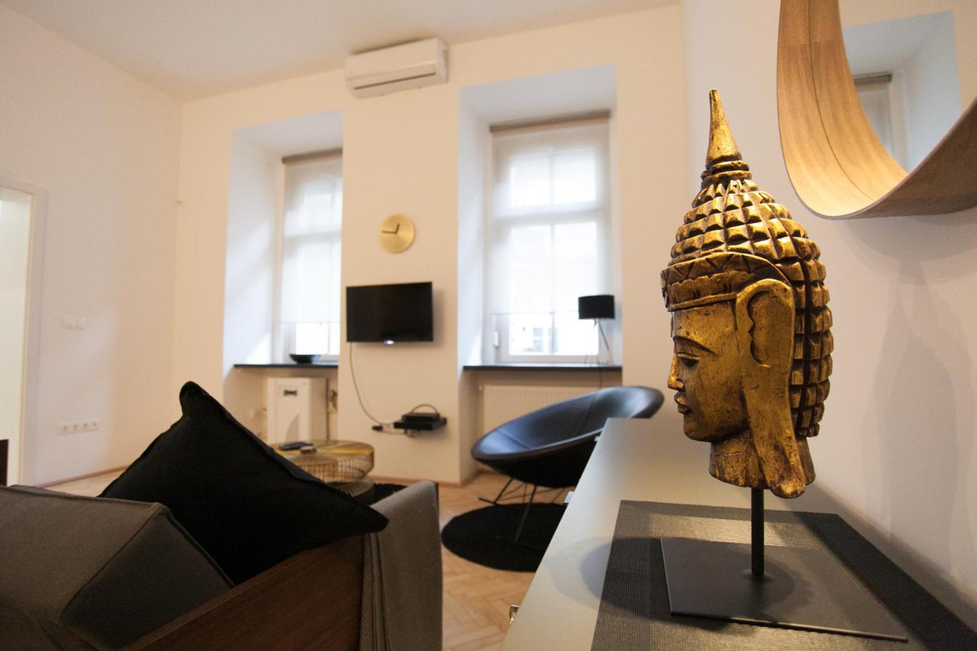 Real Delux Apartment Next To Gozsdu & Synagogue Будапеща Екстериор снимка